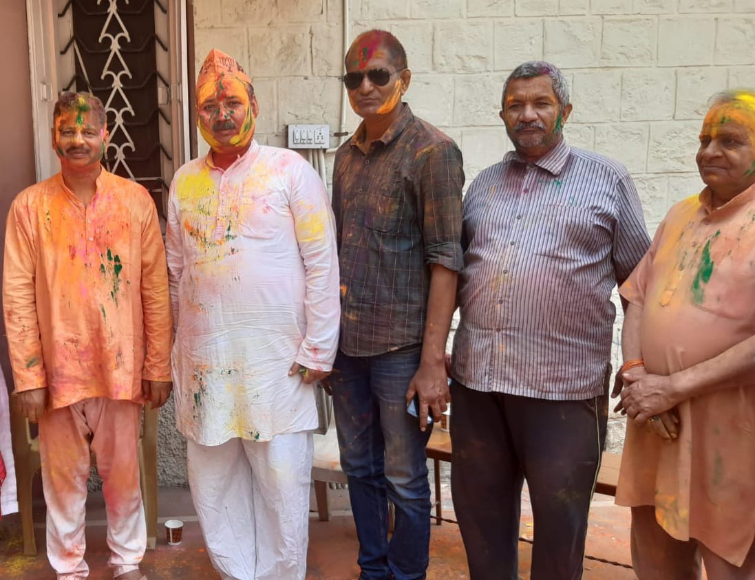 होली की शुभकामनाएं